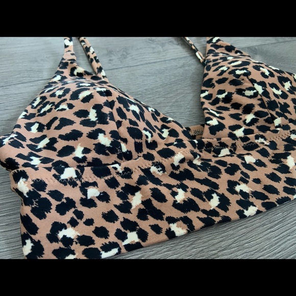 NEW Aerie Leopard Swim Top - Picture 3 of 5